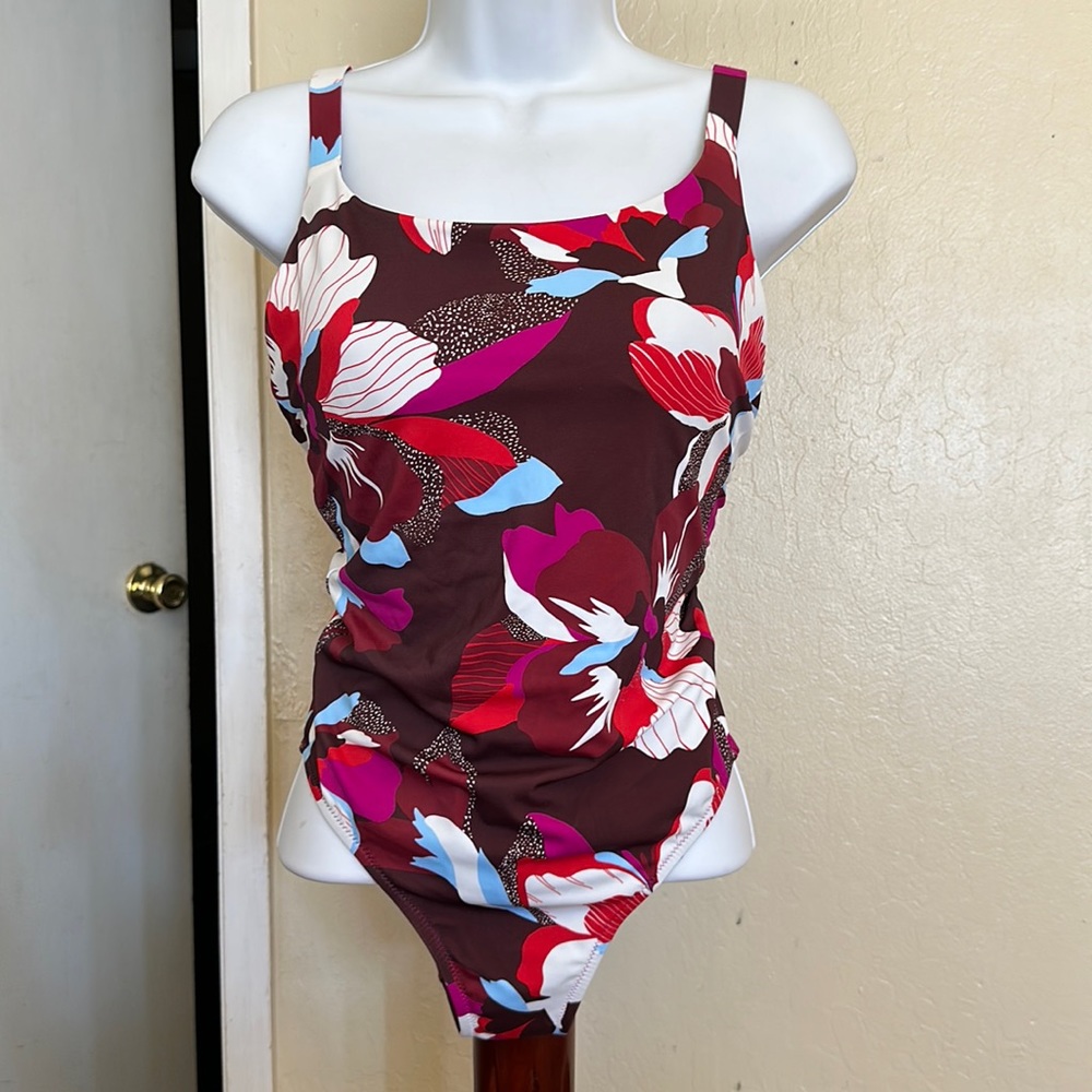 Athleta One-Piece Swimsuit New w/out tag